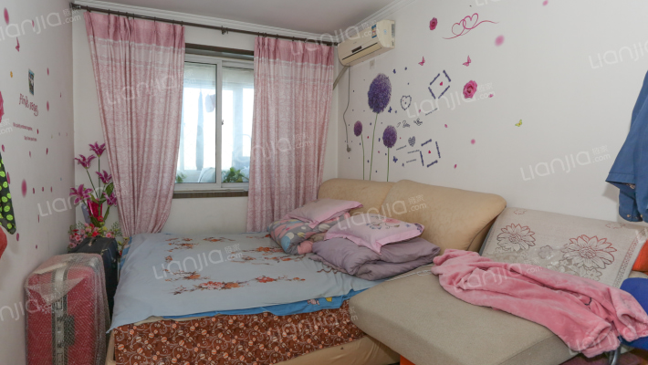 房本满五年、有装修、看房方便、业主靠谱、采光好-卧室B