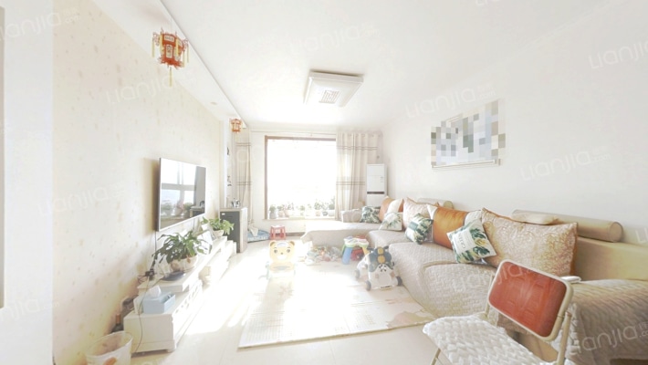 水岸美景二手房实景图