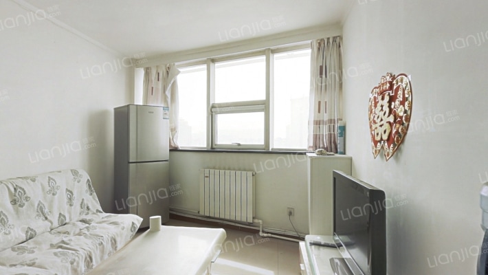 军安水晶公寓二手房实景图