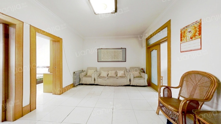 人大楼二手房实景图