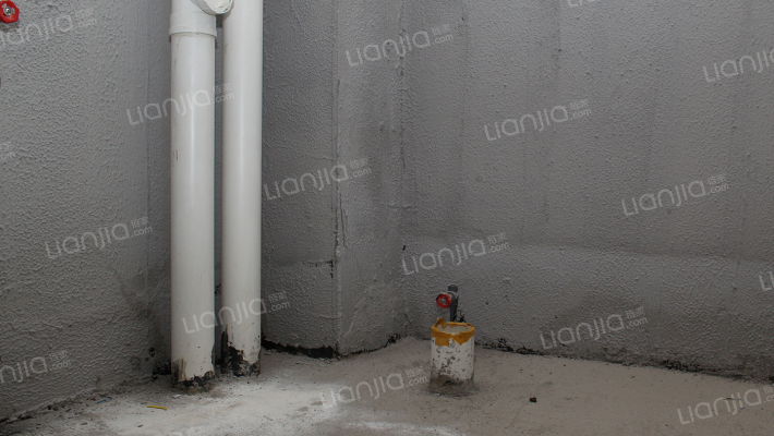 牛津花园南北通透三居室，品质社区，舒适住宅-卫生间