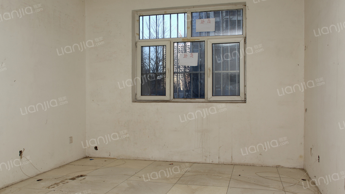 联合七号院南北三居室，诚意出售-客厅