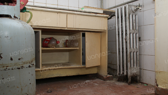 靠谱房子，范阳主路北侧，出行方便，能贷款！-厨房