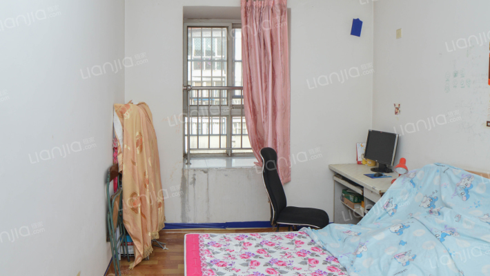 南北双通透、户型方正、房本满五、看房有钥匙-卧室B