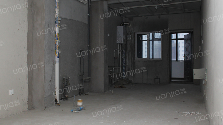 业主急售复式户型 总价110万 首付35万可谈-卧室A