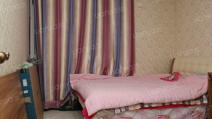 冠云路，70年大产权，人车分流，精装修，方便看房-卧室B