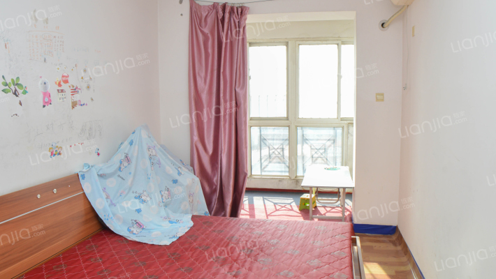 南北双通透、户型方正、房本满五、看房有钥匙-卧室A