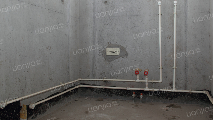 南向两居、业主诚售、看房随时、欢迎咨询-卫生间