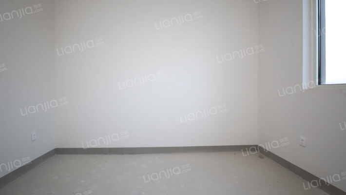 房子是高楼层 ，户型好，采光好，随时看房。-卧室C