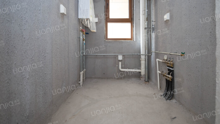 鸿坤南区 全阳三居 毛坯随意装修 好楼层 无遮挡-厨房