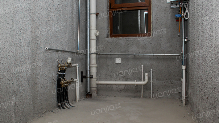 高档社区，小区环境，居住舒适，户型方正-厨房