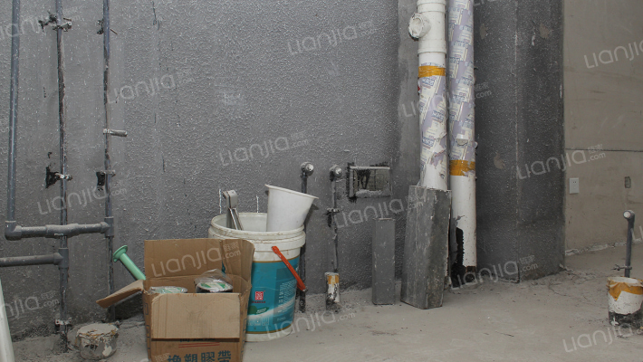 牛津花园小跃层，采光好，户型方正，高楼层-卫生间