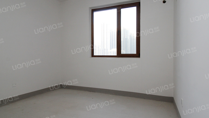 高铁新干线  中间楼层，采光好，没有遮挡-卧室C