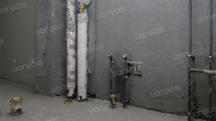 业主急售复式户型 总价110万 首付35万可谈-卫生间