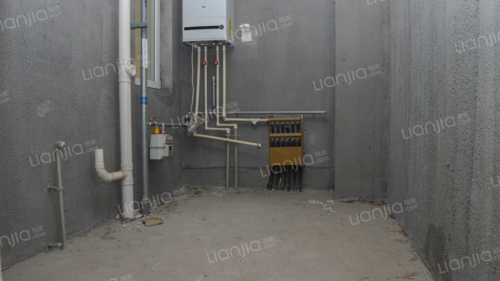 凯旋门大三居，观景房，看房方便，随时签约-厨房