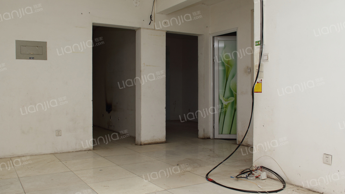 联合七号院南北三居室，诚意出售-客厅