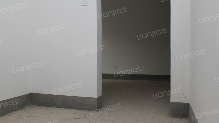 鸿坤理想湾南区 3室2厅 南-卧室B