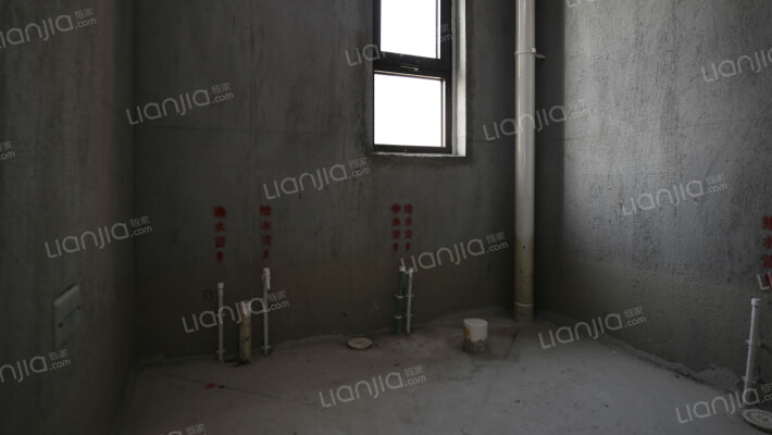 天伦湾高档社区 人车分流 刷卡进入 宽楼间距 采光充足-卫生间