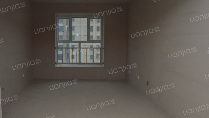 交通便利，新社区，高素质社区。-客厅