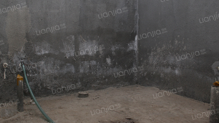 K2狮子城北区 4室2厅 南 北-卫生间D