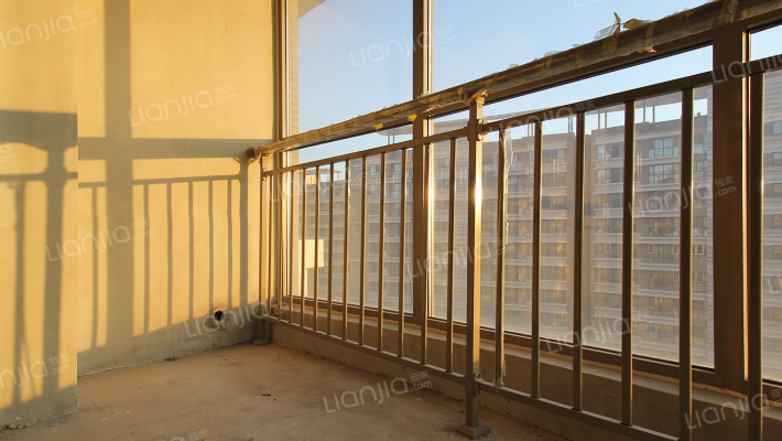 开发区 范阳路 御景园 高楼层 全阳2居 观景房-阳台