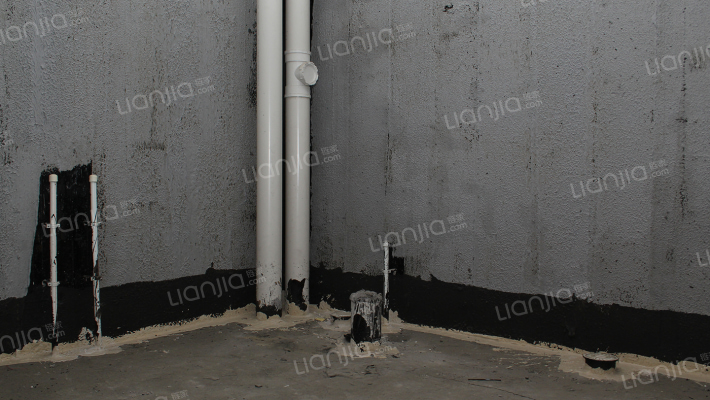 七号院 易租易售 标准一居 户型方正 诚信出售-卫生间