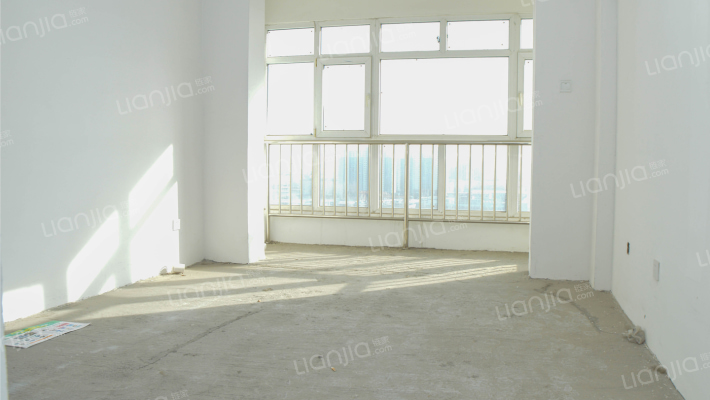 凯旋门大三居，观景房，看房方便，随时签约-卧室C