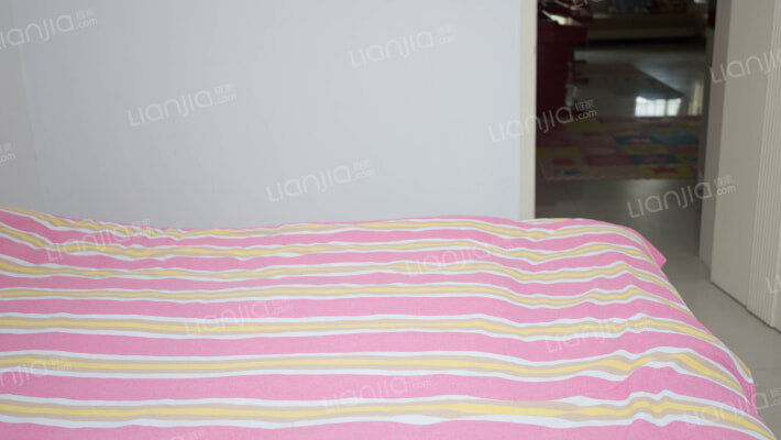 涿州开发区，双拼别墅，带大院子，房本满五，诚意出售-卧室A