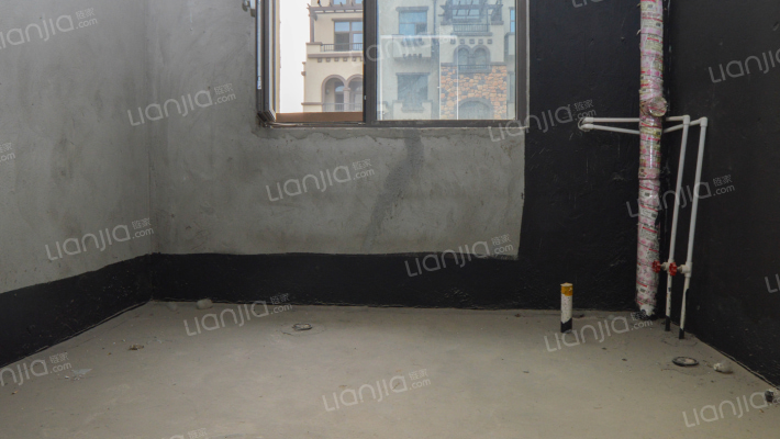 香邑溪谷原墅 下叠带大院子带车库 带地下-卫生间C