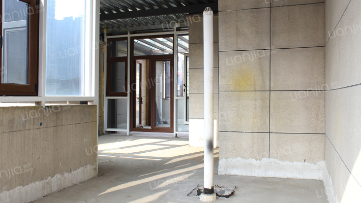 K2狮子城北区 4室2厅 南 北-阳台