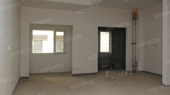 K2狮子城北区 4室2厅 南 北-客厅A