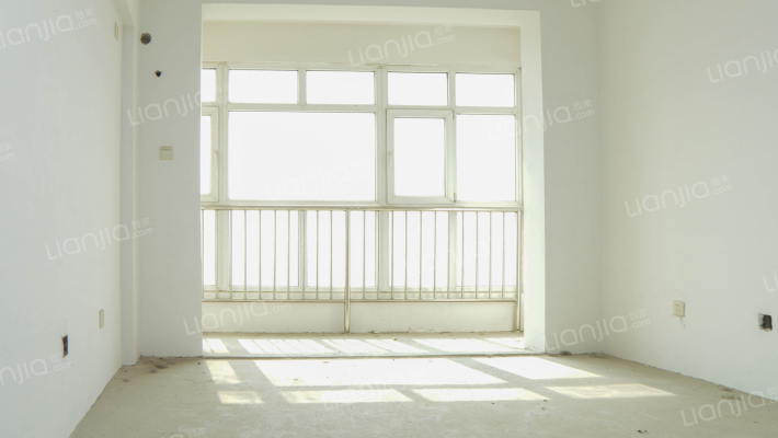 房本满五 中间楼层 采光充足 双卫三居-卧室B