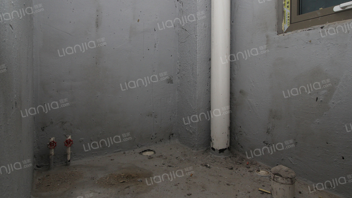 开发区 范阳路 御景园 高楼层 全阳2居 观景房-卫生间