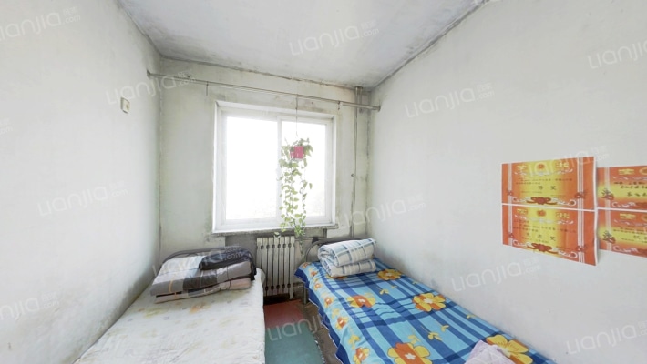 华阳西路西丁南面正规三居中间楼层税费低-卧室A