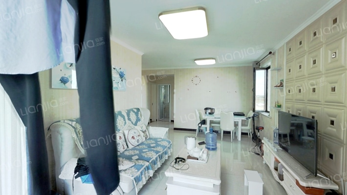 鸿坤理想湾北区 2室1厅 南 北-客厅