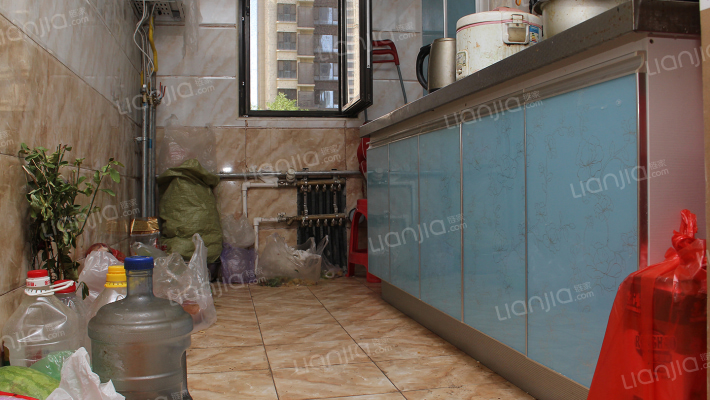 【商圈主推】鸿坤捡漏房 一级社区 南北大H 有装修-厨房