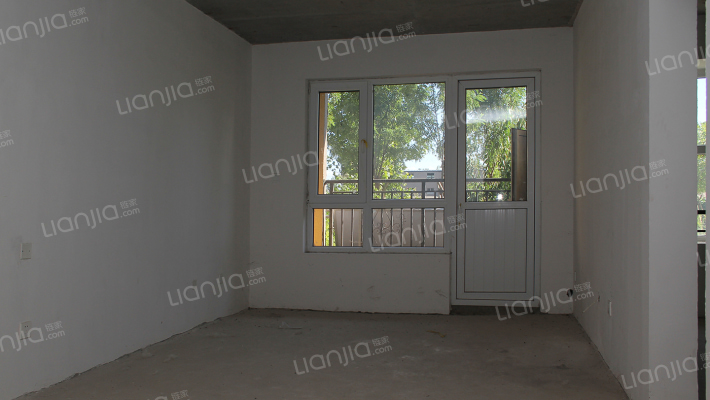 香邑溪谷上园       南向两居-客厅