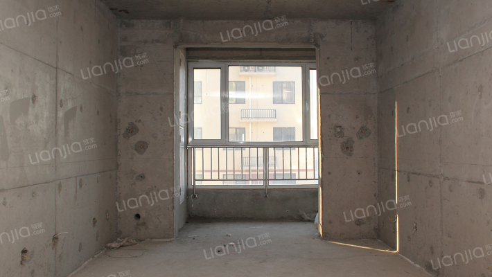 北新家园 全南两居 中高楼层，采光好 看房方便-客厅