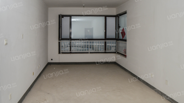 高铁东站 鸿坤理想湾一居毛坯 高楼层 景观房-客厅