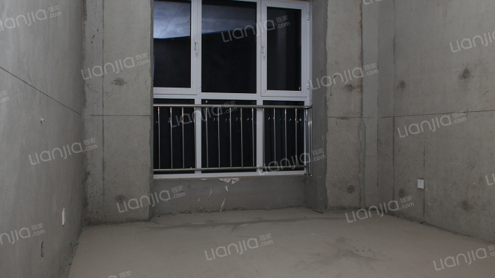 双语旁边三室双卫明厨明卫房本在手随时过户-卧室B