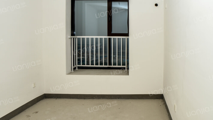 高铁东站 鸿坤理想湾一居毛坯 高楼层 景观房-卧室