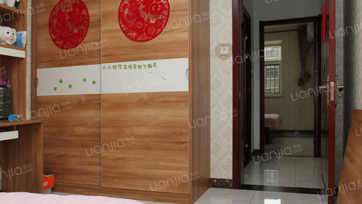 冠云路，70年大产权，人车分流，精装修，方便看房-卧室B