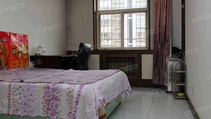 房本儿满五，南北通透双卫，单位住房没有公摊面-卧室B