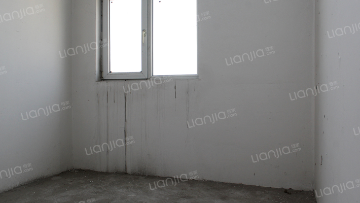 此房满五唯一 东北向两居室 ，采光视野好-卧室B