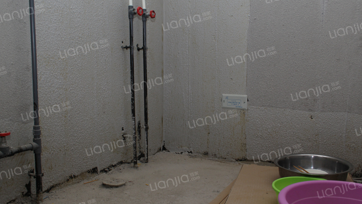 鹏渤印象城牛津花园 2室1厅 南-卫生间