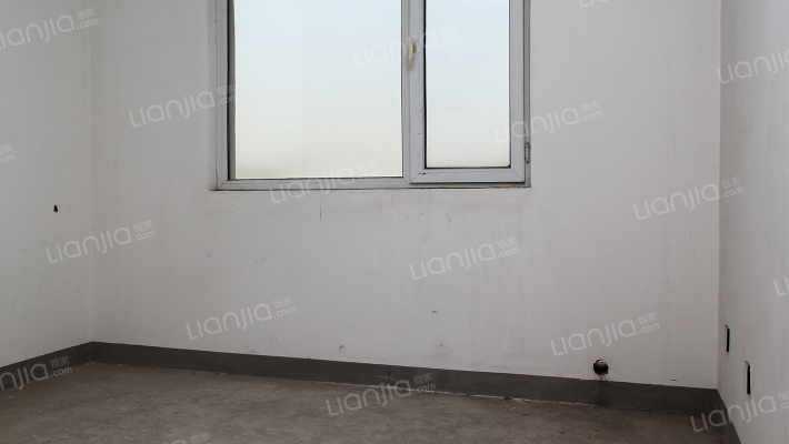 双塔街道 交通便利 华阳路 房本满二-客厅