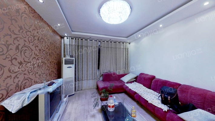 房子中间楼层无遮挡,集中供暖，前后无遮挡-客厅