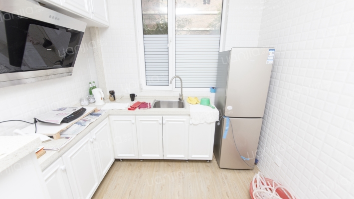 精装未住,小高层一楼带70平花园带50平下跃,采