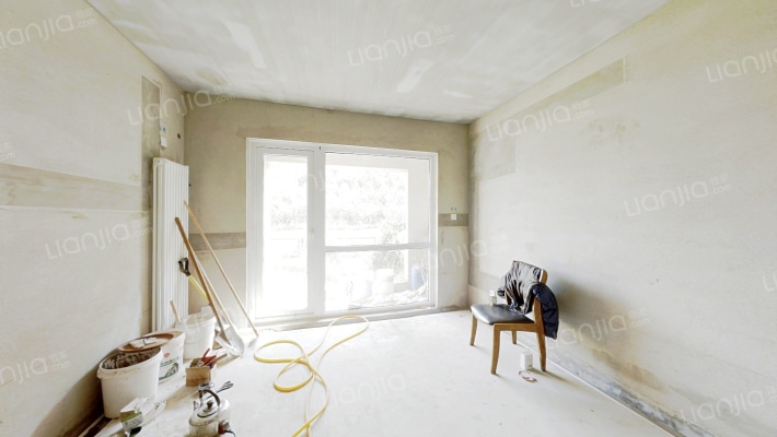 三寰融创城南园二手房实景图