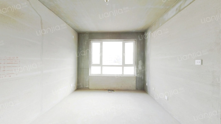 恒峰天泉小镇二手房实景图